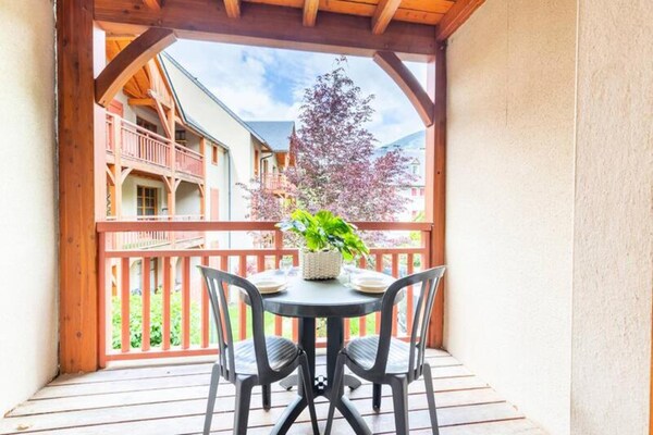 Foto van 2 stukken voor 6 personen - Vakantiehuis in ST LARY SOULAN - TerraceBalcony