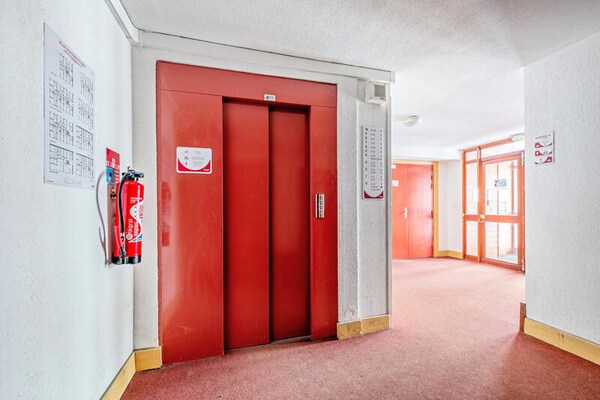 Foto van 2 stuks 8 Personnes Confort - Vakantiehuis in LA MONGIE - 