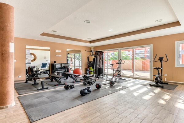 Foto van Stijlvol familieappartement met zwembad en sauna. - Vakantiehuis in Argeles-sur-mer - gym