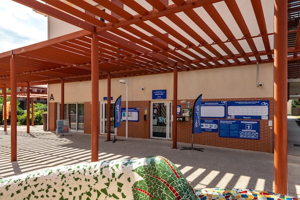 Foto van Stijlvol familieappartement met zwembad en sauna. - Vakantiehuis in Argeles-sur-mer - ExteriorSummer