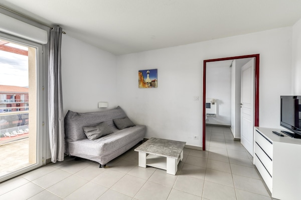 Foto van Stijlvol familieappartement met zwembad en sauna. - Vakantiehuis in Argeles-sur-mer - LivingRoom