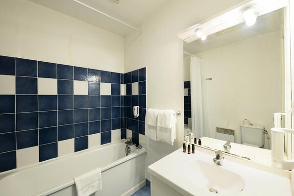 Foto van Appartement vlakbij Lyon met zwembad - Vakantiehuis in Lissieu - 