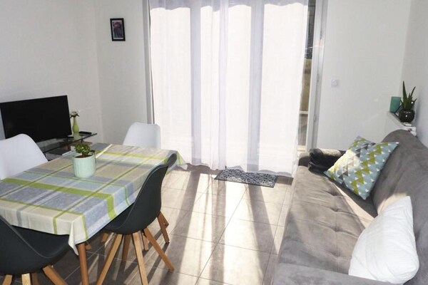 Foto van Residentie Terrassen Des Thermes - Vakantiehuis in AIX LES BAINS - LivingRoom