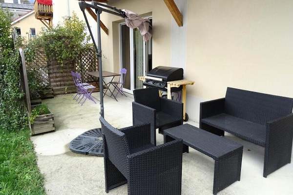 Foto van 2 stukken voor 3 personen - Vakantiehuis in AIX LES BAINS - TerraceBalcony