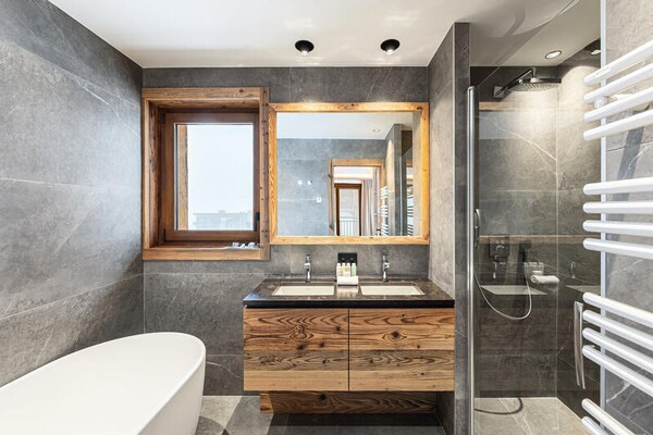 Foto van Chalet in Courchevel met Zwembad & Skilift - Vakantiehuis in ST BON TARENTAISE - 