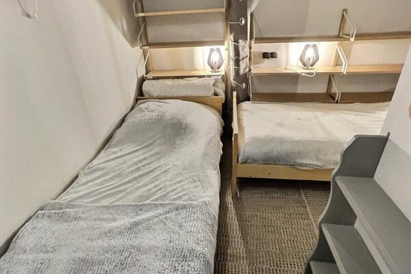 Foto van Aangenaam 3-kamer duplex appartement voor 6 personen gelegen in Val d'Isère, ski-in ski-out en 500m van het dorpscentrum, shuttle - Untagged