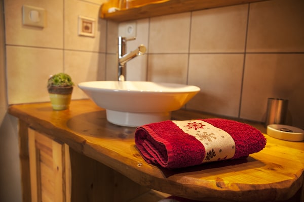 Foto van Landhuis bij Albertville Skipistes - Vakantiehuis in Mercury - BathRoom