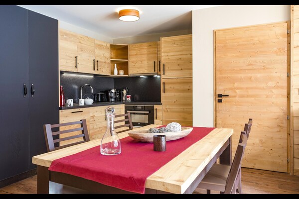 Foto van Appartement in Tignes met Spa en Zwembad - Vakantiehuis in Tignes - DiningRoom