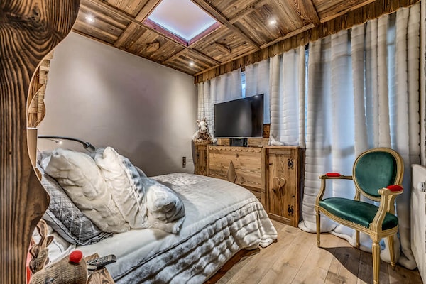 Foto van 7 kamers voor 12 personen - Vakantiehuis in CHAMPAGNY EN VANOISE - 