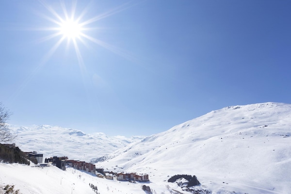 Foto van Appartement op hellingen in Les Menuires - Vakantiehuis in les Menuires - AreaWinter1KM