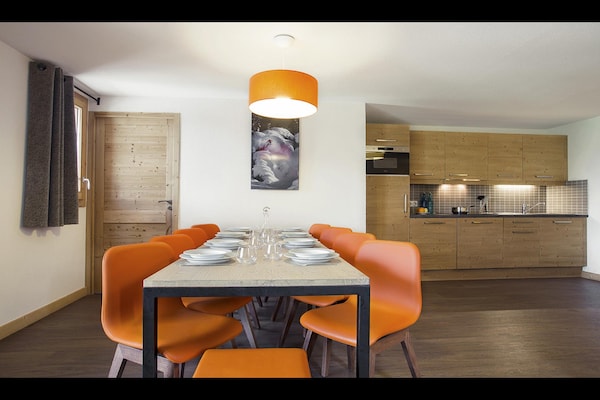 Foto van Appartement in Les Menuires met Spa & Zwembad - Vakantiehuis in St Martin de Belleville - DiningRoom
