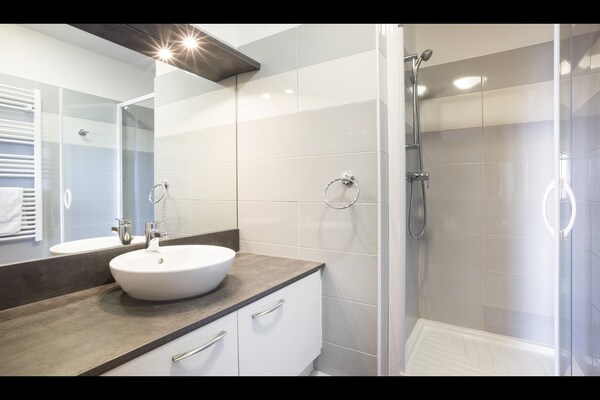 Foto van Appartement in Sainte-Foy bij Skiliften - Vakantiehuis in Sainte-Foy Tarentaise - BathRoom