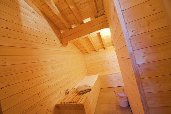 Foto van Ruim skichalet met zwembad - Vakantiehuis in Montvalezan - La Rosiere - ParkFacilities