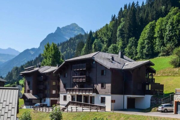Foto van Residentie Les Cesaries - Vakantiehuis in MORZINE - ExteriorSummer