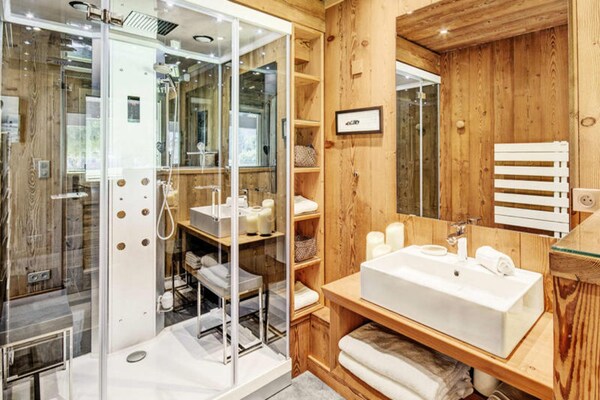 Foto van Hulpbronchalet - Vakantiehuis in MORZINE - BathRoom