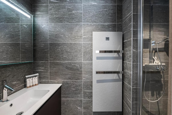 Foto van Hengst Een Woonplaats - Vakantiehuis in MEGEVE - BathRoom