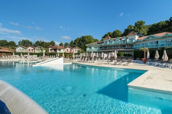 Foto van Residentie Het Grote Panorama - Vakantiehuis in ST GERVAIS LES BAINS - ExteriorSummer