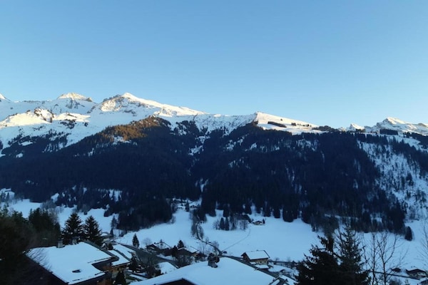 Foto van Gezellig balkon appartement - Vakantiehuis in La Clusaz - AreaWinter20KM