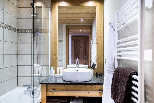 Foto van Residentie Les Grandes Alpes**** - Vakantiehuis in La Clusaz - BathRoom