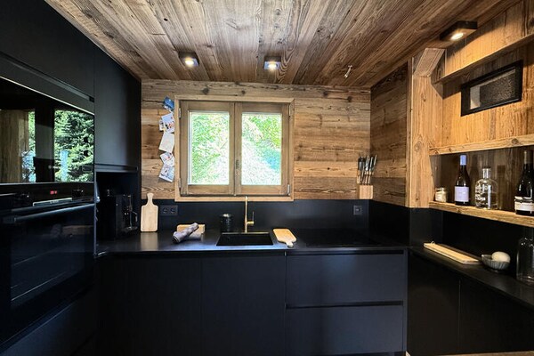 Foto van Chalet in Les Gets met Jacuzzi & Uitzicht - Vakantiehuis in Les Gets - Untagged