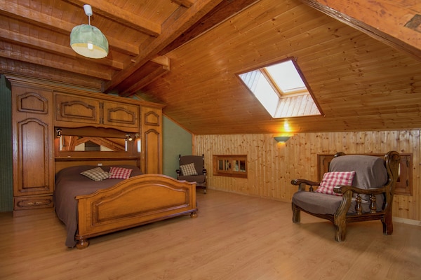 Foto van Chalet in Rhone-Alpes met Uitzicht - Vakantiehuis in Abondance - BedRoom