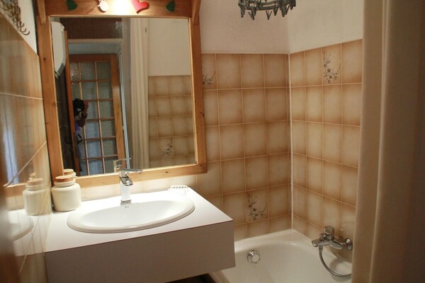 Foto van Appartement voor 3 personen met balkon - Vakantiehuis in Châtel - BathRoom