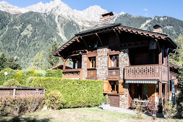Foto van 3 stukken voor 4 personen - Vakantiehuis in CHAMONIX MONT BLANC - ExteriorSummer