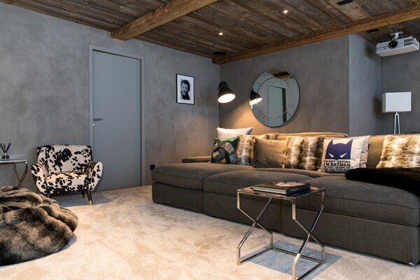 Foto van Chamonix Haven met hot tub en sauna - Vakantiehuis in Chamonix-Mont-Blanc - LivingRoom