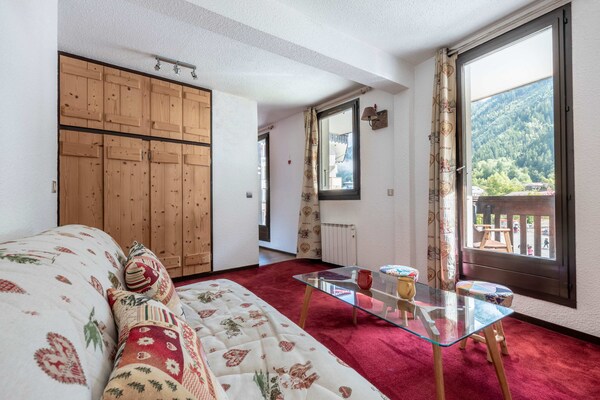 Foto van Appartement voor de gondels - Vakantiehuis in Chamonix-Mont-Blanc - LivingRoom