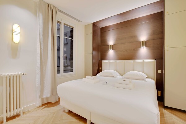 Foto van Gloednieuw huis in het hart van het Quartier Latin - 