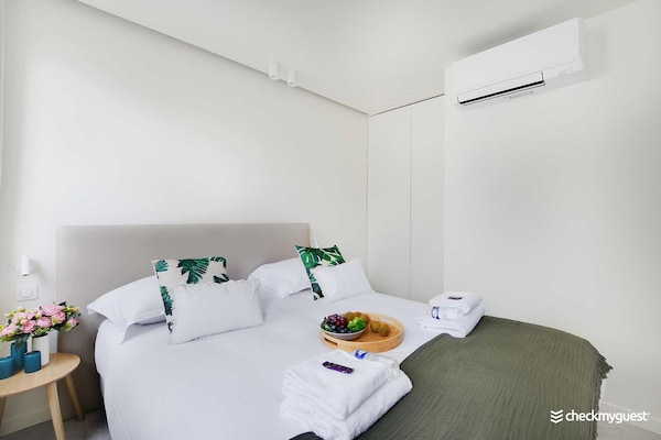 Foto van Charmant appartement - 2BR/6P - Faubourg-du-Roule - Vakantiehuis in Paris - 