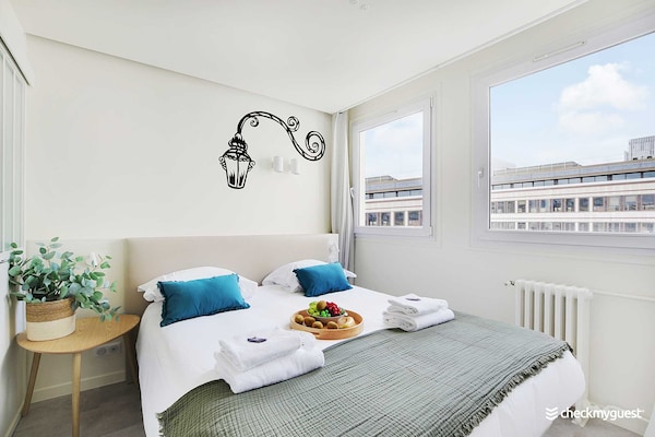 Foto van Charmant appartement - 2BR/6P - Faubourg-du-Roule - Vakantiehuis in Paris - 