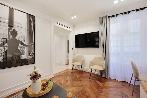 Foto van Charmant appartement - 2BR/6P - Gare Saint-Lazare - Vakantiehuis in Paris - 