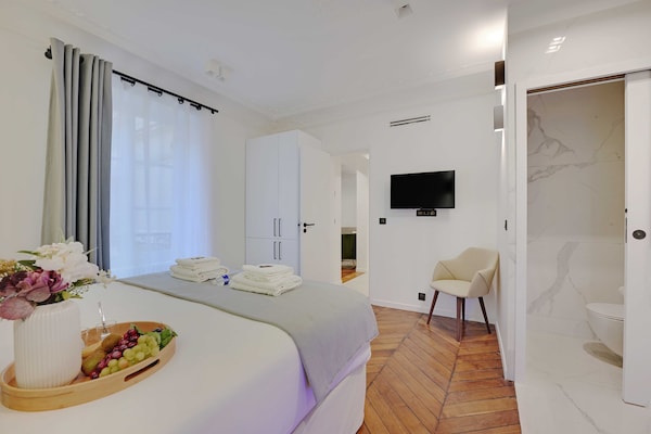 Foto van Charmant appartement - 2BR/6P - Gare Saint-Lazare - Vakantiehuis in Paris - 