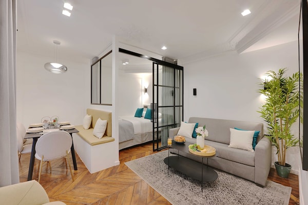 Foto van Charmant appartement - 2BR/6P - Gare Saint-Lazare - Vakantiehuis in Paris - 