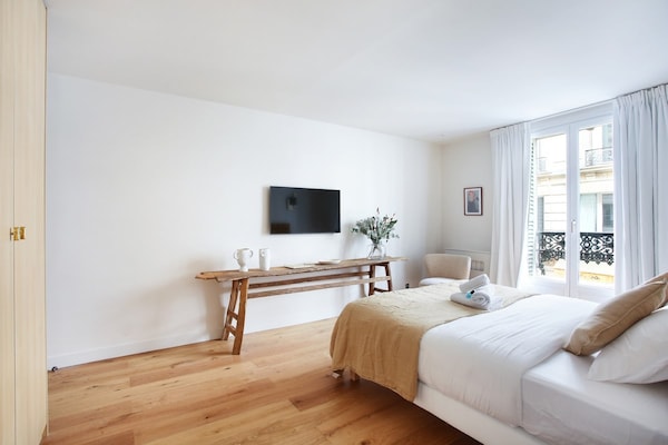 Foto van Luxe en nieuw appartement in het centrum van Parijs - 