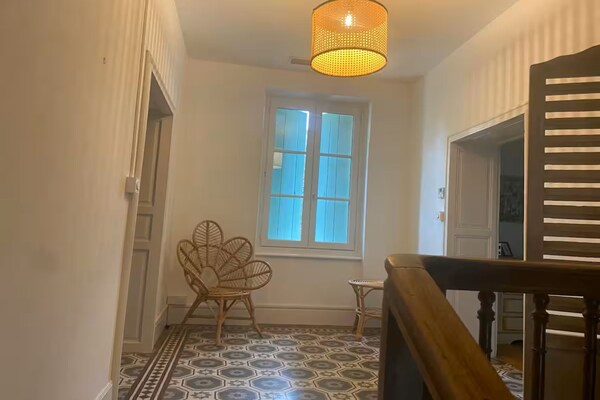 Foto van Charmante Franse plattelandsbestemming met zwembad - Untagged