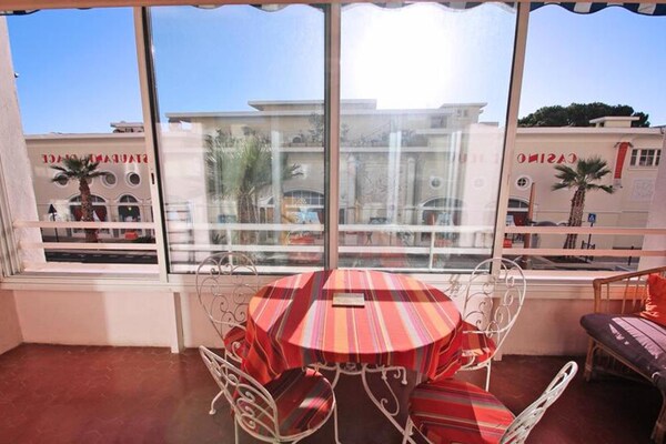 Foto van 4 stukken voor 7 personen - Vakantiehuis in STE MAXIME - DiningRoom