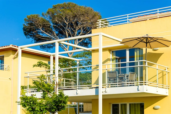 Foto van Appartement met airconditioning voor 6 - Vakantiehuis in Six-Fours-les-Plages - ViewSummer
