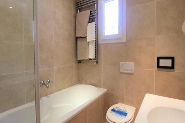 Foto van Residentie Hauts-de-Grimaud - Vakantiehuis in GRIMAUD - ExteriorSummer