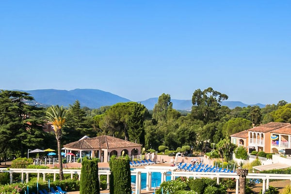 Foto van Appartement bij Saint-Tropez Strand & Zwembad - Vakantiehuis in Grimaud - 