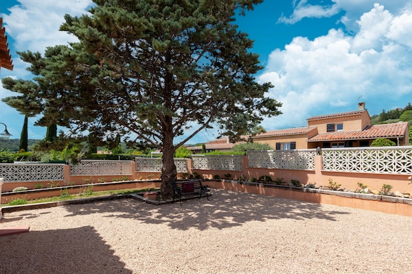 Foto van Villa in Callian met verwarmd zwembad en golf - Vakantiehuis in CALLIAN - HallReception