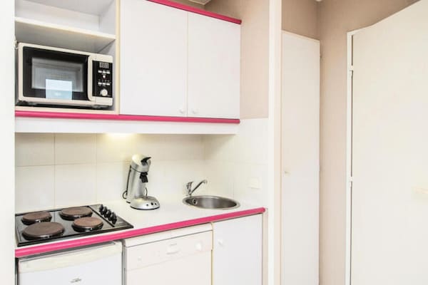 Foto van Residentie La Pinede appartementen - Vakantiehuis in HYERES - ExteriorSummer