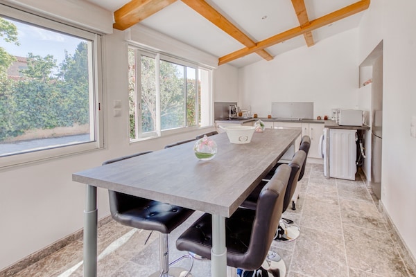 Foto van Vakantiehuis in La Seyne vlakbij Sablettes - Vakantiehuis in La-Seyne-sur-Mer - DiningRoom