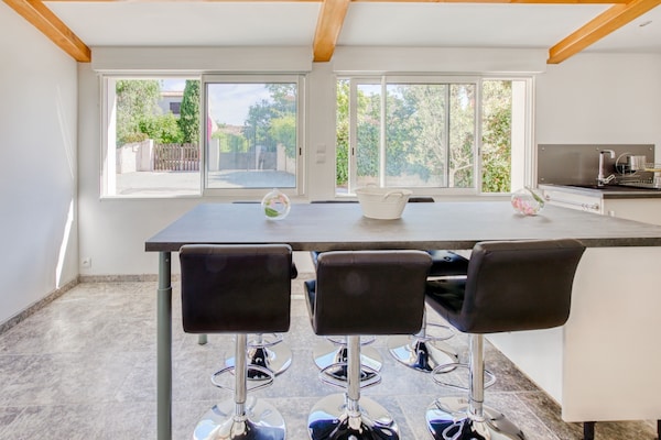 Foto van Vakantiehuis in La Seyne vlakbij Sablettes - Vakantiehuis in La-Seyne-sur-Mer - DiningRoom
