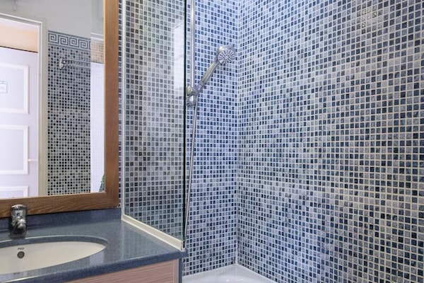 Foto van 2-kamerappartement voor 5 personen - Comfort - Vakantiehuis in Saint Raphaël - 