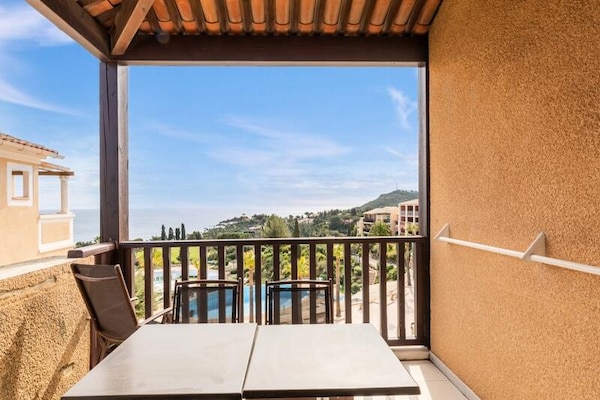 Foto van Appartement in Agay bij Dramont Strand - Vakantiehuis in Saint-Raphaël - 