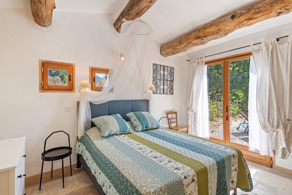 Foto van Villa in Bargemon met zwembad en bergzicht - Vakantiehuis in Bargemon - BedRoom