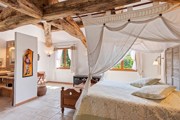 Foto van Villa in Bargemon met zwembad en bergzicht - Vakantiehuis in Bargemon - BedRoom