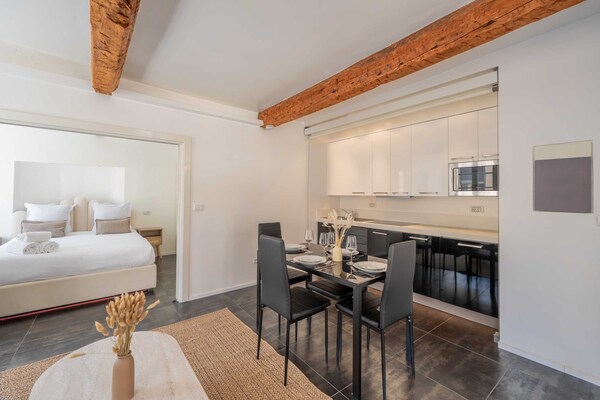 Foto van Appartement met 1 slaapkamer en 4 zitplaatsen in het hart van Saint-Tropez, vlakbij de haven. - Untagged